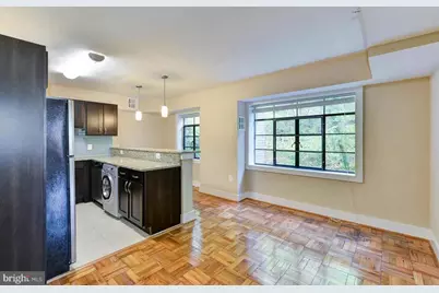2911 Newark Street NW #23, Washington, DC 20008 - Photo 2
