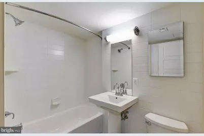 2911 Newark Street NW #23, Washington, DC 20008 - Photo 6