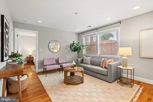 1628 C St SE, Washington, DC 20003 - Photo 4