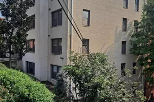 4840 MacArthur Blvd NW, Washington, DC 20007 - Photo 40