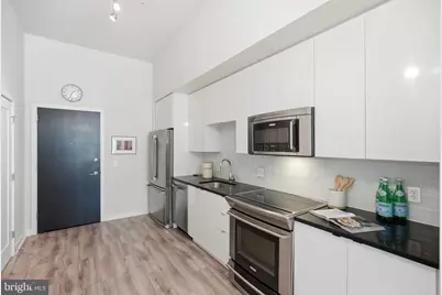 460 New York NW #205, Washington, DC 20001 - Photo 4