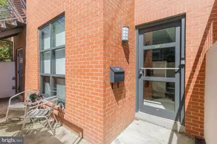 2109 10th St NW, Washington, DC 20001 - Photo 2