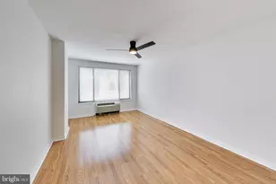 2501 Calvert St NW, Washington, DC 20008 - Photo 18