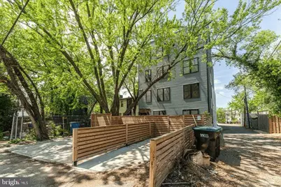 1019 17th Place NE #401, Washington, DC 20002 - Photo 26