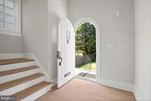 3213 Foxhall Rd NW, Washington, DC 20016 - Photo 2