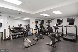 3883 Connecticut Ave NW, Washington, DC 20008 - Photo 16