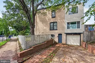 1526 Potomac Ave SE, Washington, DC 20003 - Photo 2