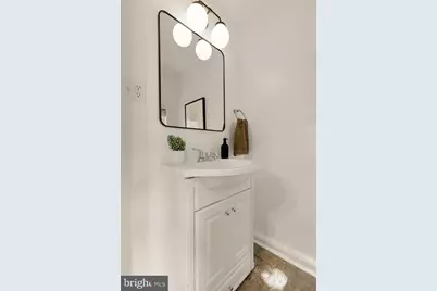 709 16th Street NE, Washington, DC 20002 - Photo 20