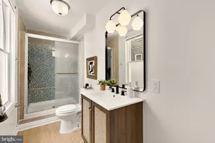 709 16th St NE, Washington, DC 20002 - Photo 32