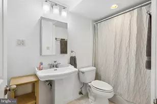 1816 New Hampshire Ave NW, Washington, DC 20009 - Photo 12