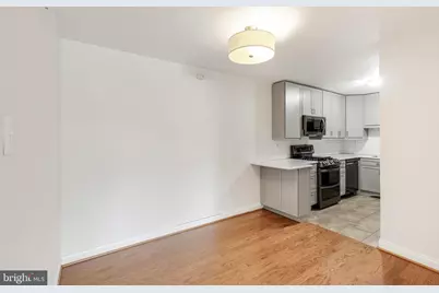700 7th Street SW #137, Washington, DC 20024 - Photo 8