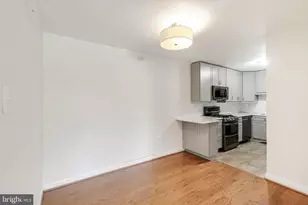 700 7th Street SW, Washington, DC 20024 - Photo 8