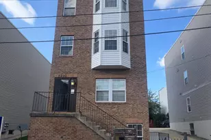 5210 F St SE, Washington, DC 20019 - Photo 1