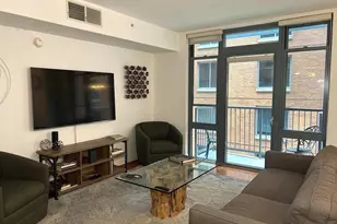 1117 10th St NW, Washington, DC 20001 - Photo 4