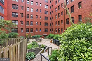 1010 25th St NW, Washington, DC 20037 - Photo 20