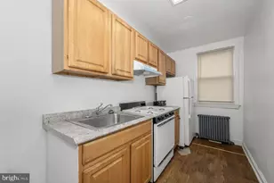 4208 Foote St NE, Washington, DC 20019 - Photo 6