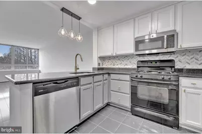 355 I Street SW #615, Washington, DC 20024 - Photo 6