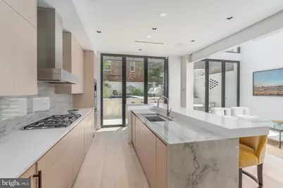 1683 34th Street NW, Washington, DC 20007 - Photo 12