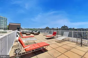 2501 Calvert St NW, Washington, DC 20008 - Photo 14