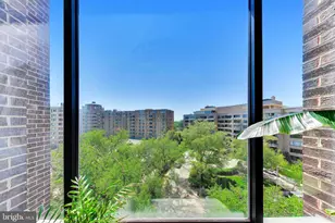 2501 Calvert St NW, Washington, DC 20008 - Photo 4