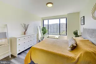 2501 Calvert St NW, Washington, DC 20008 - Photo 10