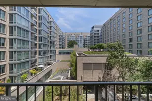 2201 L St NW, Washington, DC 20037 - Photo 28