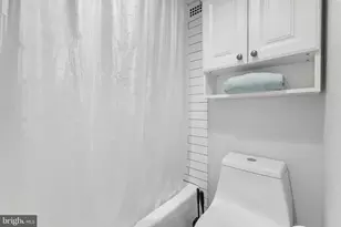 2201 L St NW, Washington, DC 20037 - Photo 24