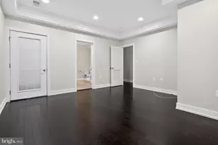 3223 Warder St NW, Washington, DC 20010 - Photo 24