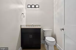 3223 Warder St NW, Washington, DC 20010 - Photo 26
