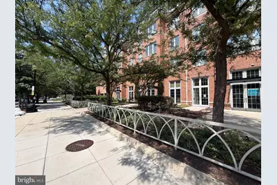 1391 Pennsylvania Avenue SE #463, Washington, DC 20003 - Photo 2