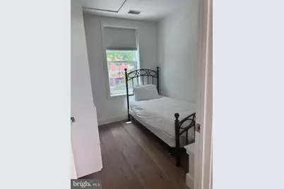 1338 Pennsylvania Avenue SE, Washington, DC 20003 - Photo 8