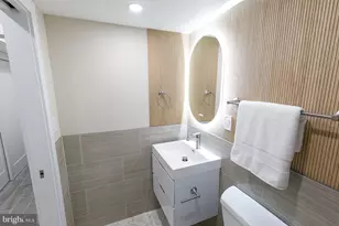 336 Oakdale Pl NW, Washington, DC 20001 - Photo 10