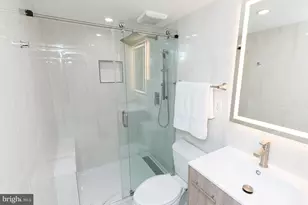 336 Oakdale Pl NW, Washington, DC 20001 - Photo 6