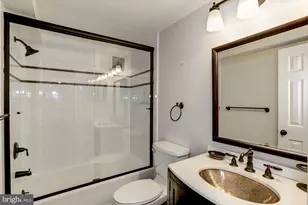 2022 N St NW, Washington, DC 20036 - Photo 10