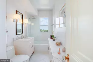 4000 Cathedral Ave NW, Washington, DC 20016 - Photo 34