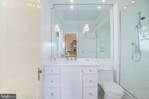 4000 Cathedral Ave NW, Washington, DC 20016 - Photo 30