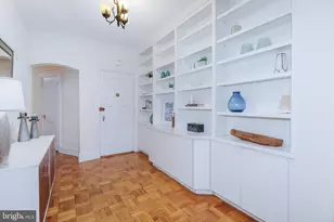 4000 Cathedral Ave NW, Washington, DC 20016 - Photo 18