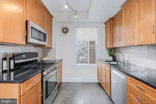 4000 Cathedral Ave NW, Washington, DC 20016 - Photo 14