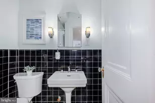 4000 Cathedral Ave NW, Washington, DC 20016 - Photo 26