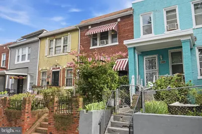 233 Cromwell Terrace NE, Washington, DC 20002 - Photo 4