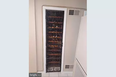 1009 E Street SE, Washington, DC 20003 - Photo 12
