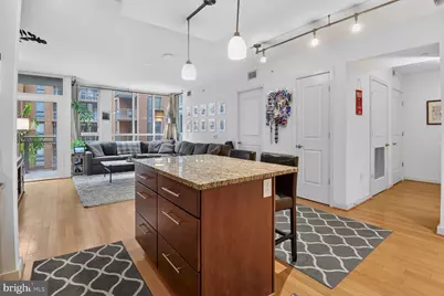 1025 1st Street SE #701, Washington, DC 20003 - Photo 6