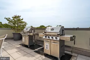 3883 Connecticut Ave NW, Washington, DC 20008 - Photo 22