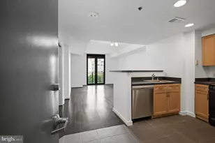 3883 Connecticut Ave NW, Washington, DC 20008 - Photo 12