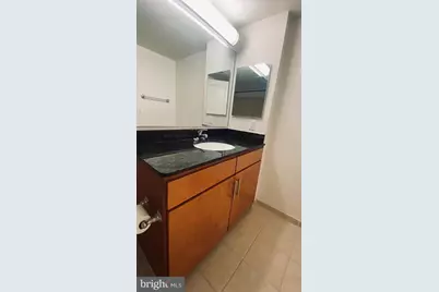 915 E Street NW #1004, Washington, DC 20004 - Photo 24