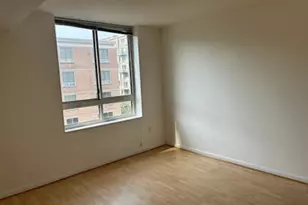 350 G St SW, Washington, DC 20024 - Photo 12