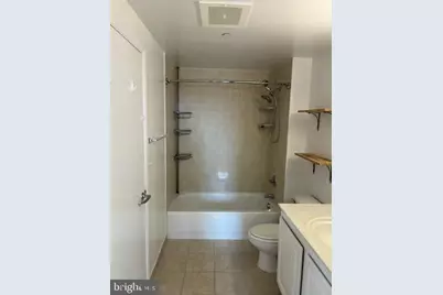 350 G Street SW #525, Washington, DC 20024 - Photo 10
