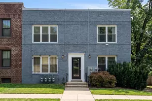1627 Holbrook St NE, Washington, DC 20002 - Photo 2