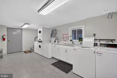 115 E SE #201, Washington, DC 20003 - Photo 16