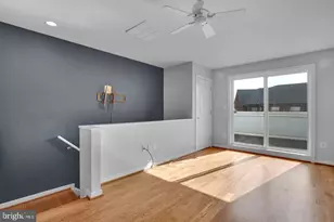 909 5th St SE, Washington, DC 20003 - Photo 18